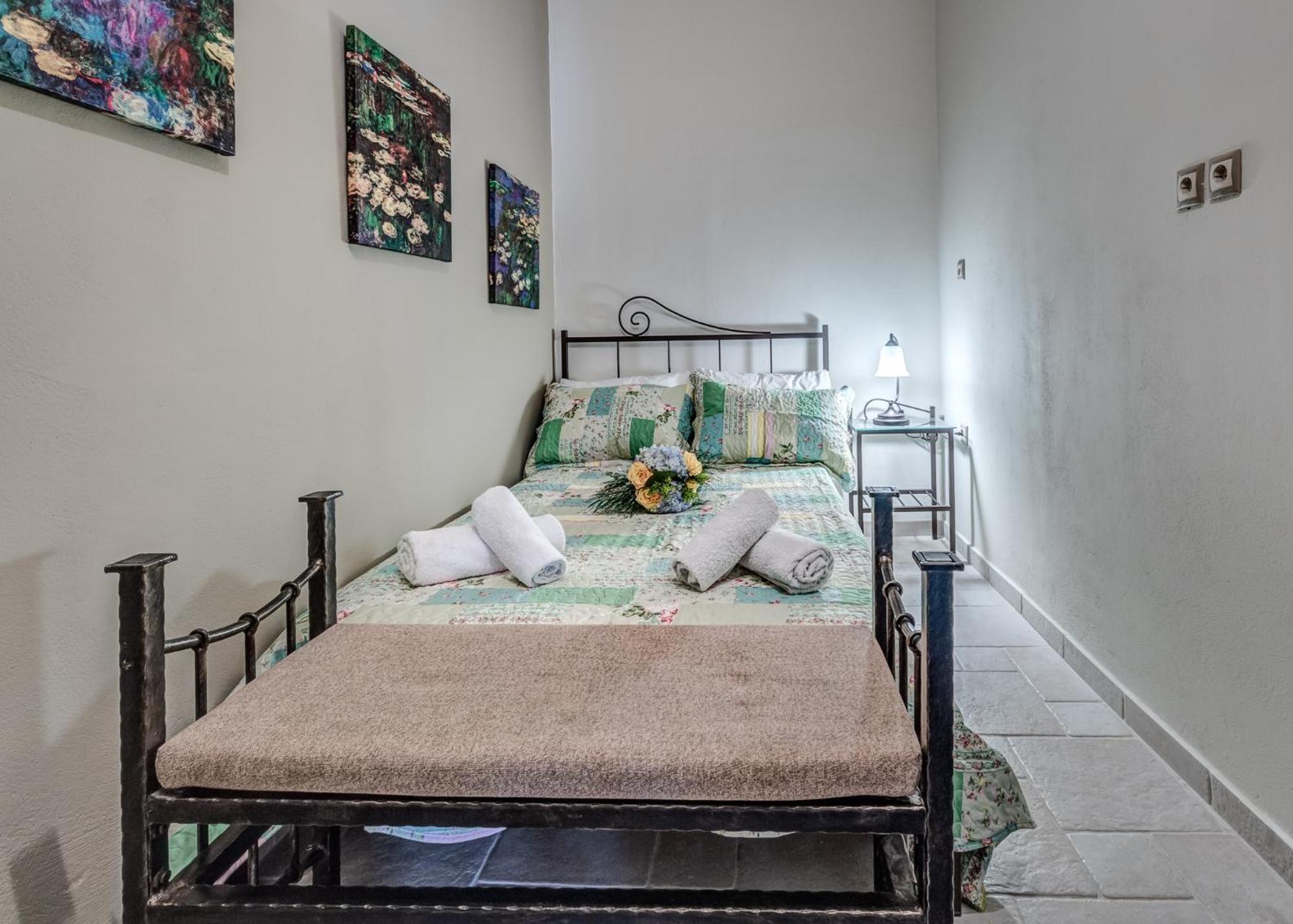 Villa Intemella Kompítsion Dış mekan fotoğraf