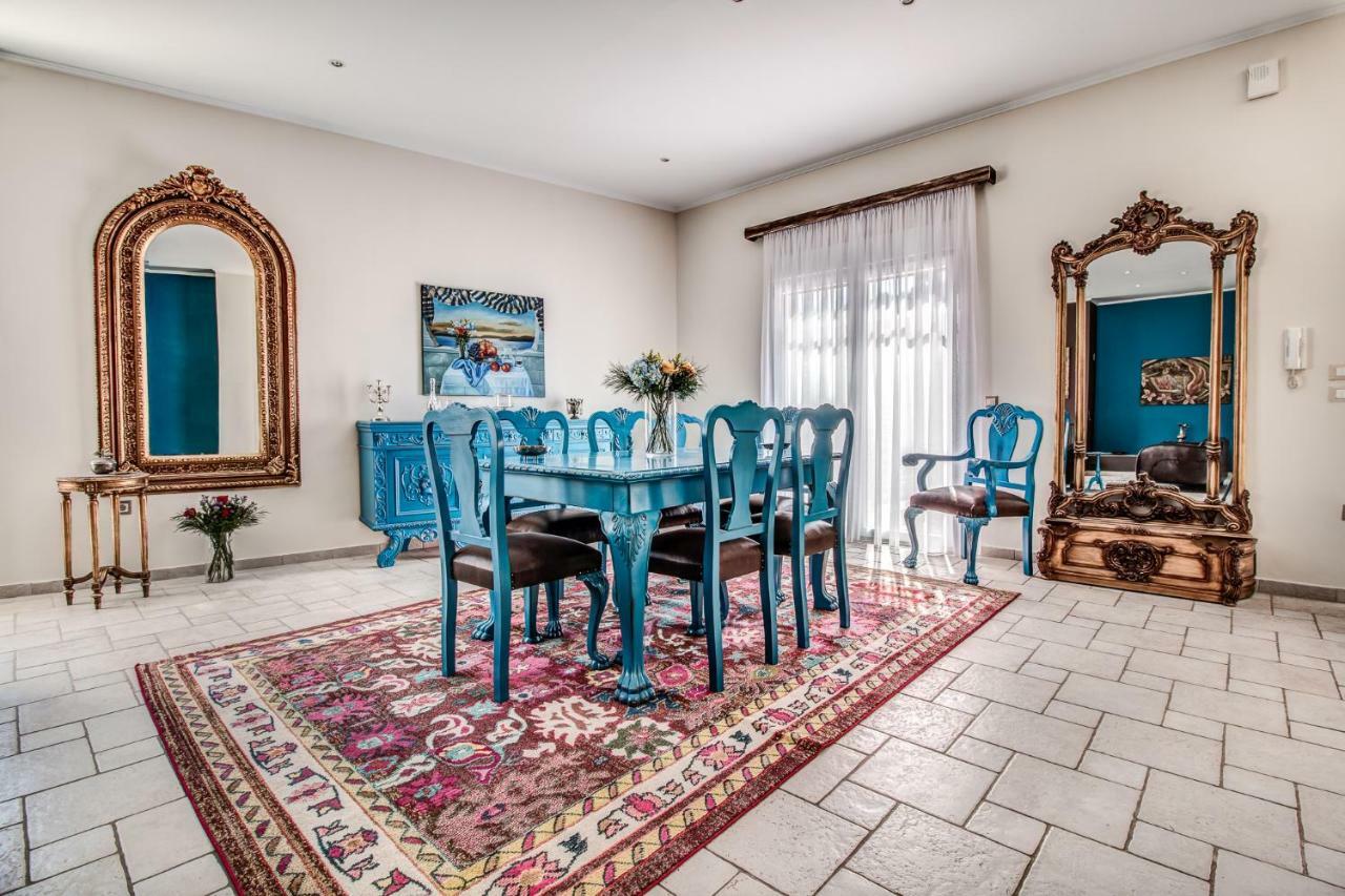 Villa Intemella Kompítsion Dış mekan fotoğraf